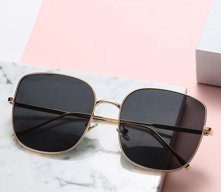 Metal Frame Wayfarer Sunglasses