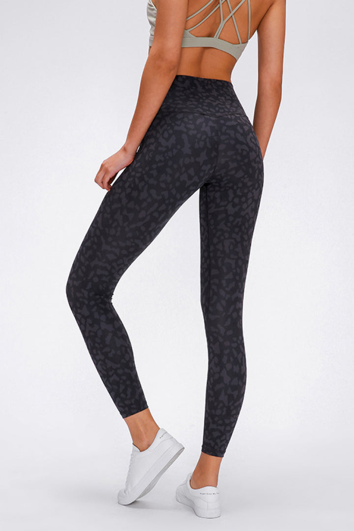 Millennia Wide Seamless Band Waist Sports Leggings